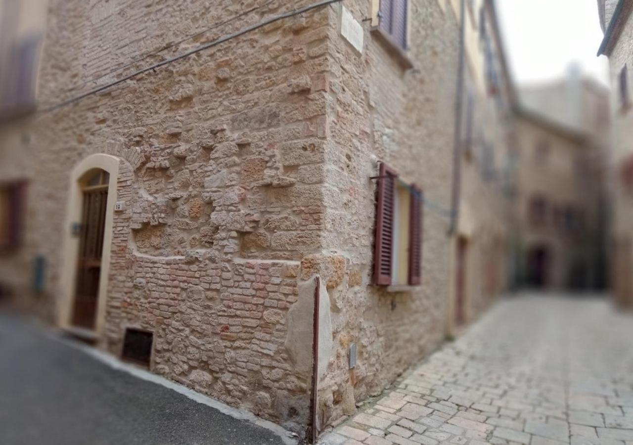 Appartamento Il Mandorlo Nel Centro Di וולטרה מראה חיצוני תמונה